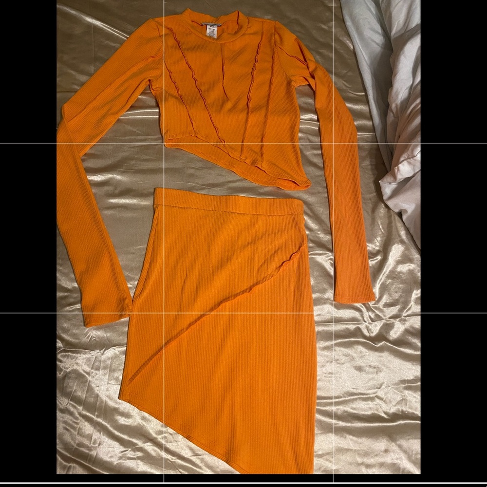 Long sleeve set with skirt never worn